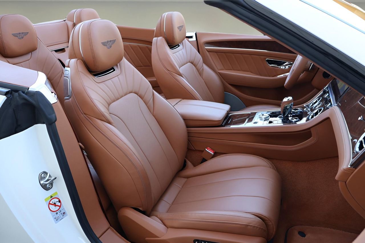 Used 2024 Bentley Continental GT image 20