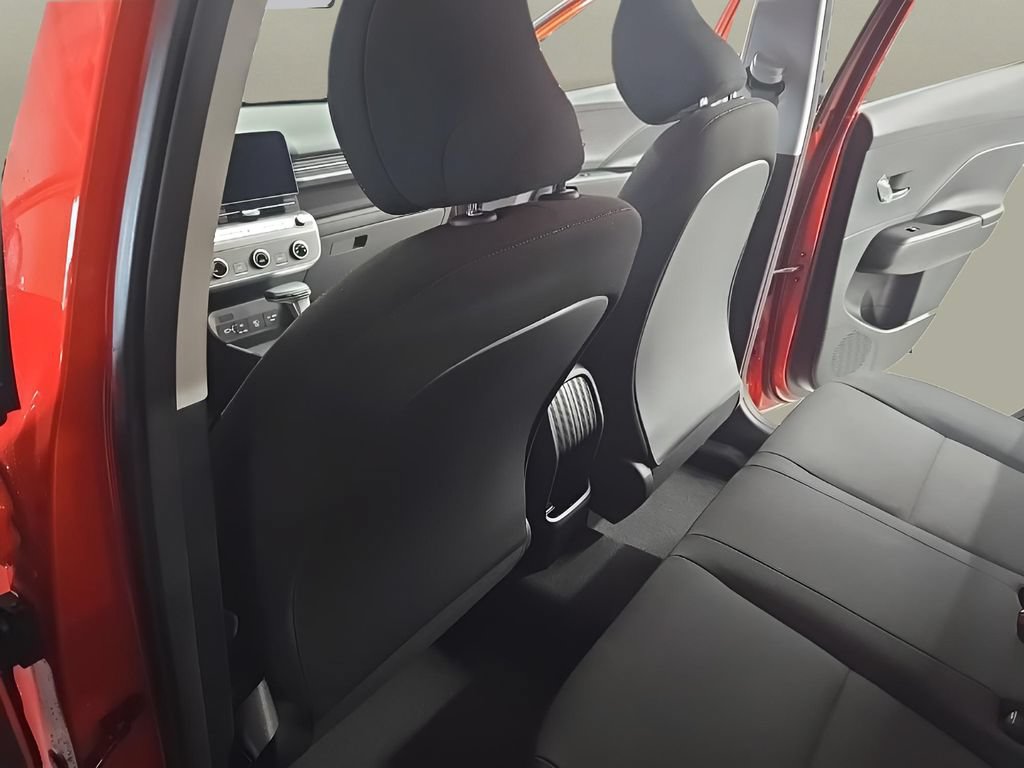 Certified 2026 Hyundai Kona SE AWD/4WD image 14