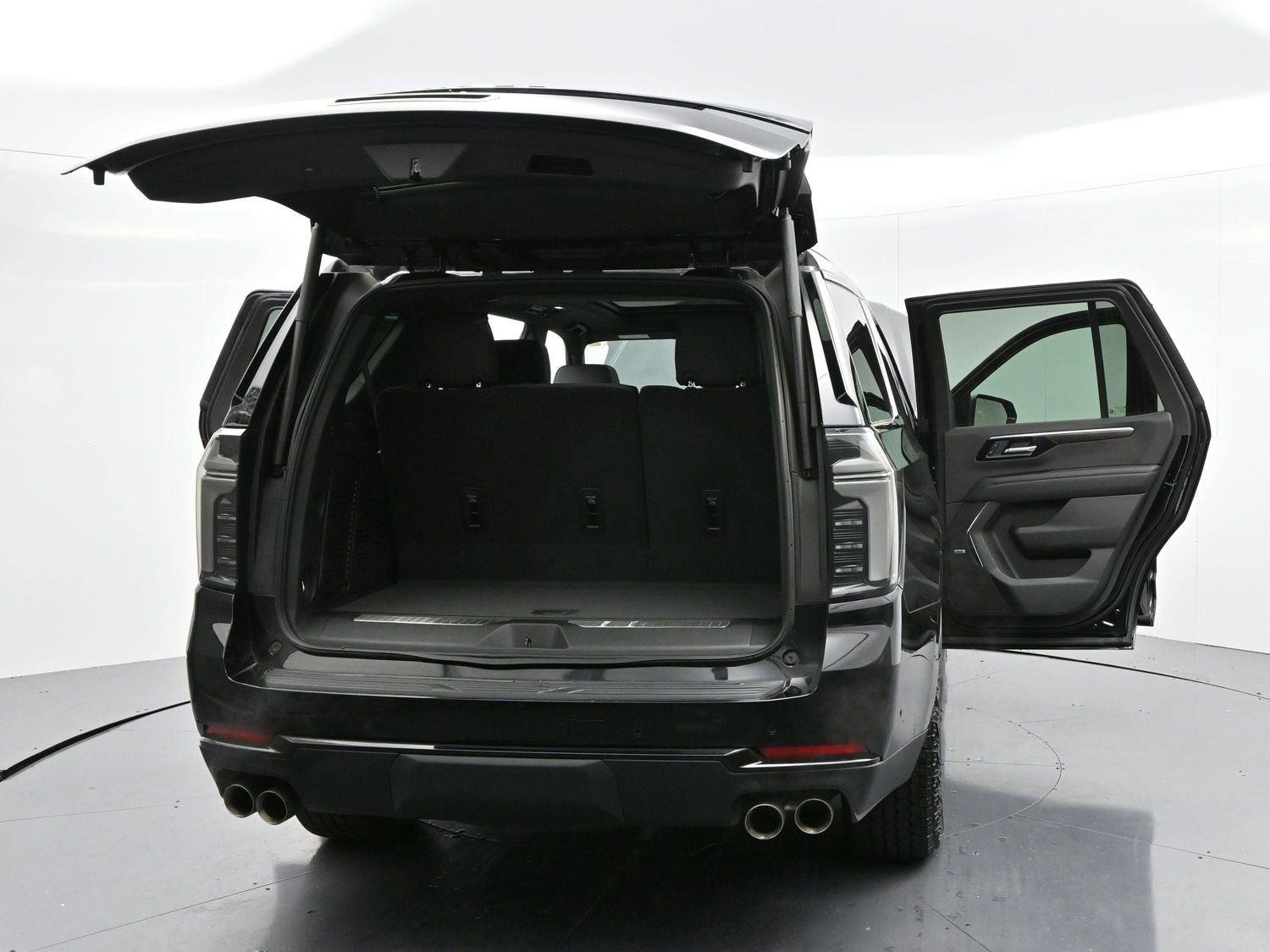 Used 2025 Chevrolet Tahoe Z71 w/ Z71 Off-Road Package image 50