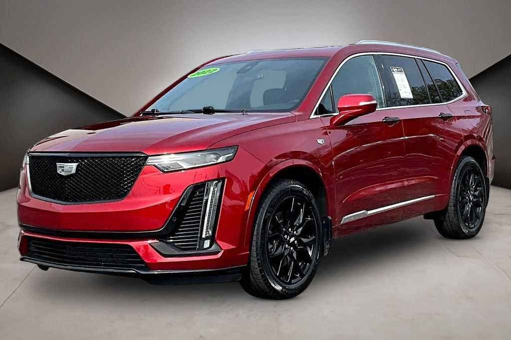 Used 2022 Cadillac XT6 Premium Luxury AWD/4WD image 3