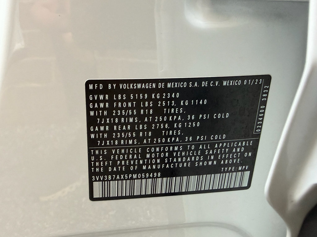 Used 2023 Volkswagen Tiguan SE FWD image 35