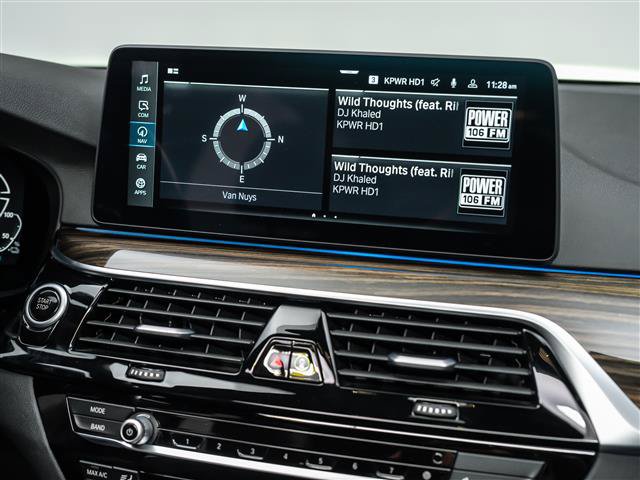 Used 2021 BMW 530e w/ Convenience Package RWD image 21