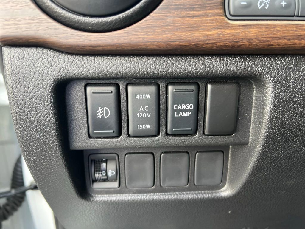 Used 2016 Nissan Titan Platinum Reserve image 15