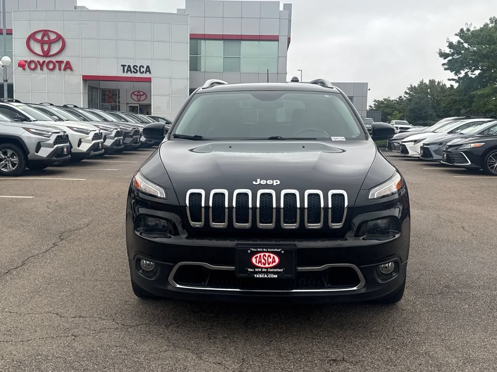 Used 2017 Jeep Cherokee Limited w/ Luxury Group FWD image 2
