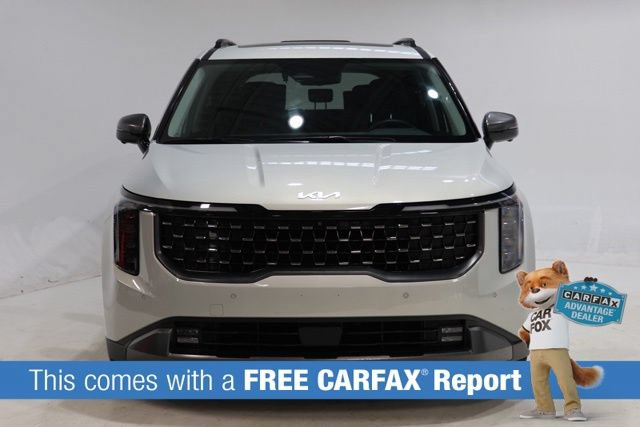 Used 2025 Kia Carnival SX Prestige FWD image 2