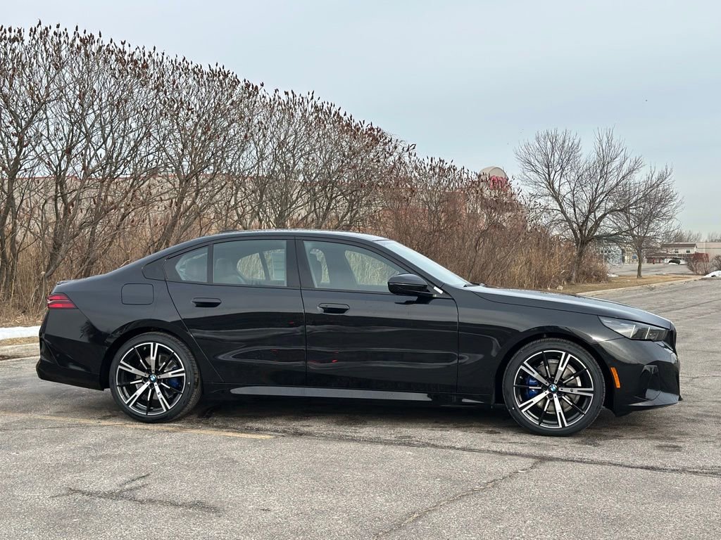 New 2026 BMW 530i xDrive w/ M Sport Package image 7