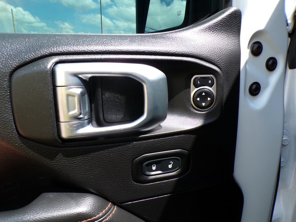Used 2021 Jeep Gladiator Mojave AWD/4WD image 10