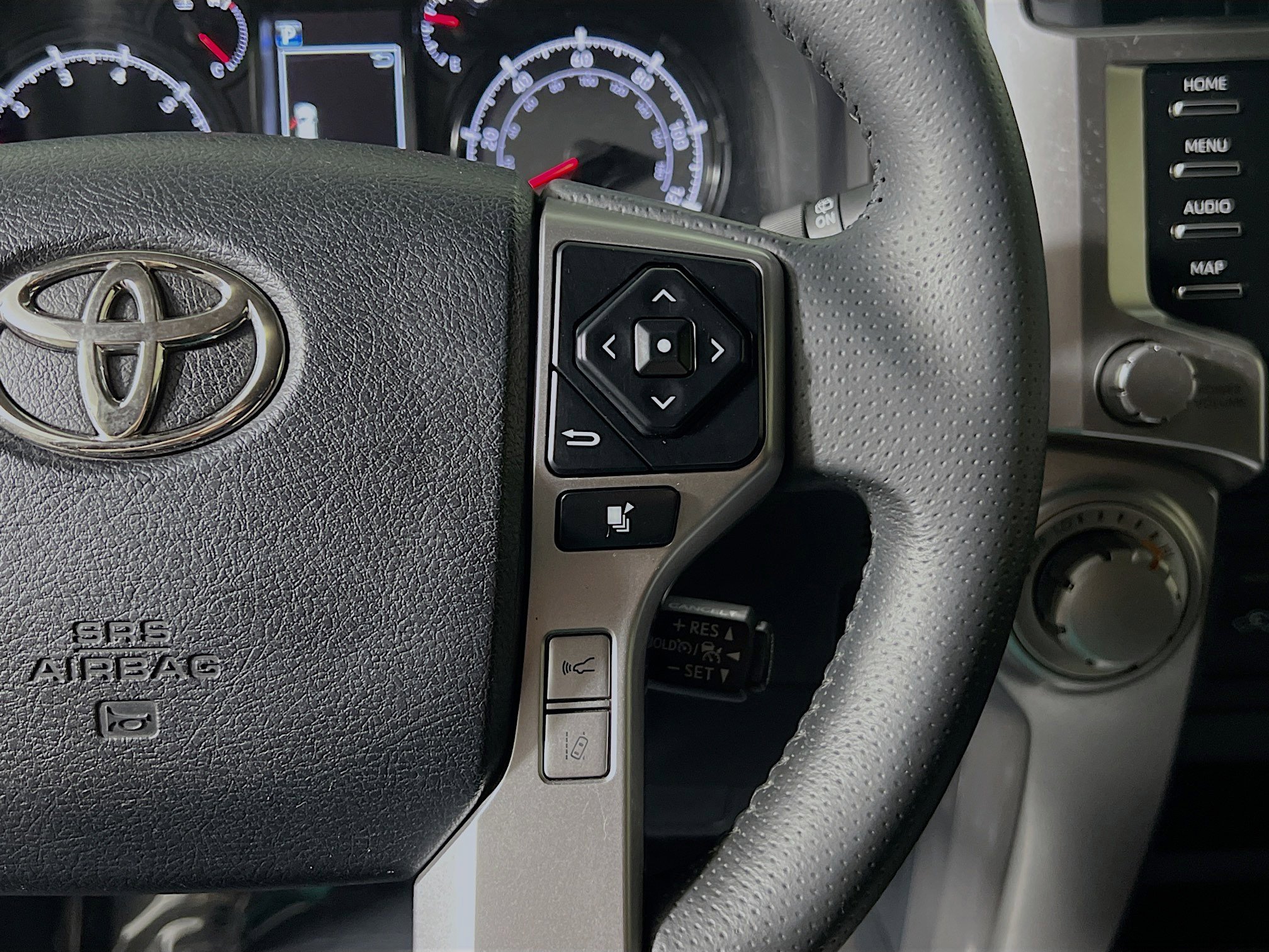 Used 2021 Toyota 4Runner SR5 RWD image 20