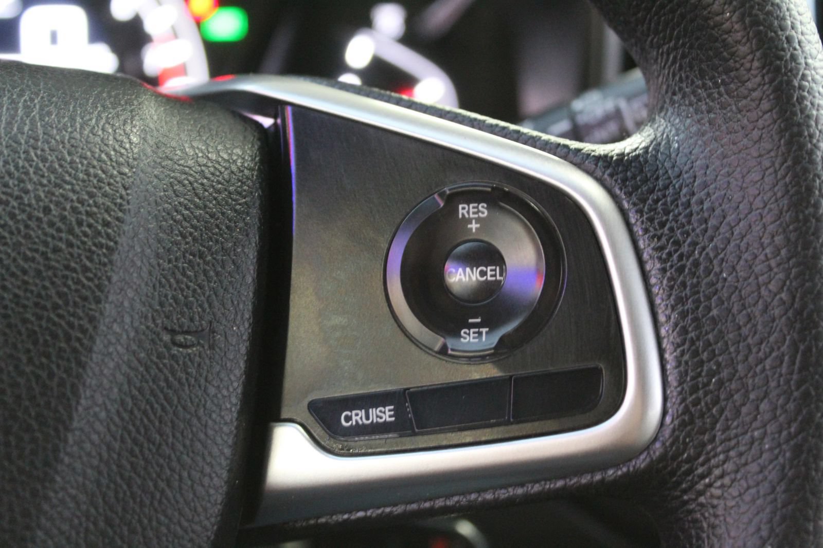 Used 2019 Honda CR-V LX image 17