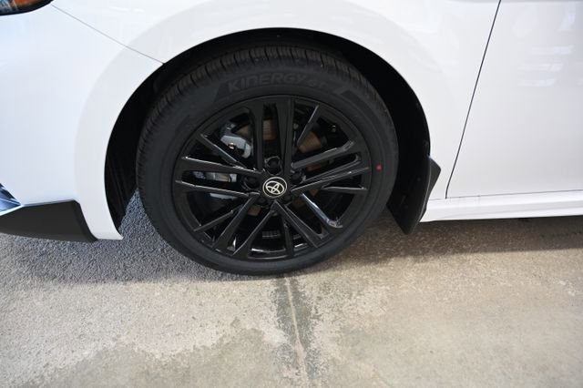 New 2026 Toyota Camry SE FWD image 29
