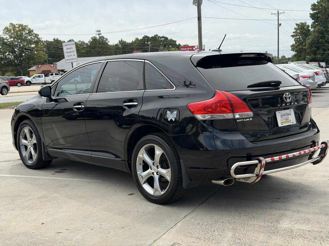 Used 2010 Toyota Venza AWD image 9