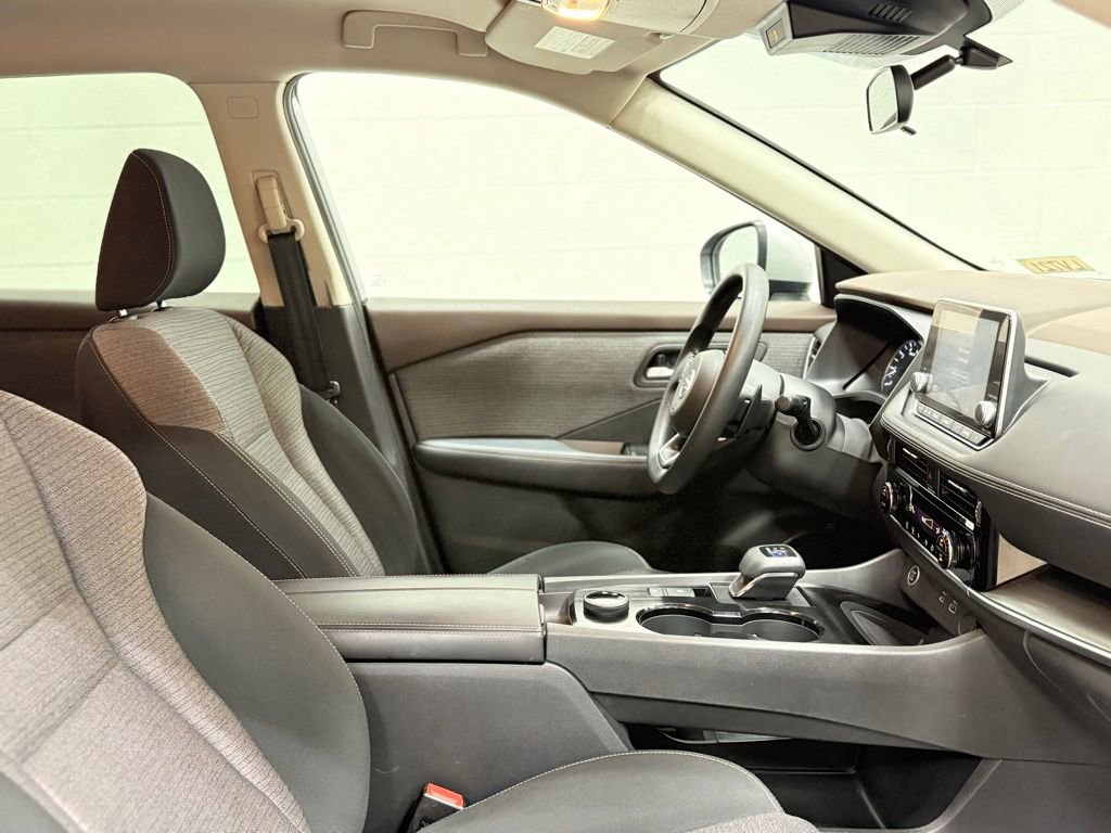 Used 2021 Nissan Rogue SV AWD/4WD image 36