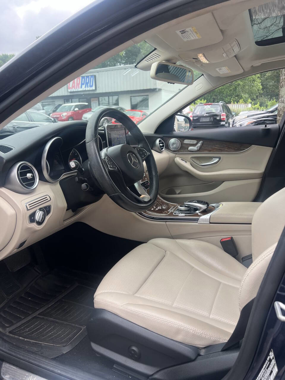 Used 2015 Mercedes-Benz C 300 4MATIC Sedan image 11