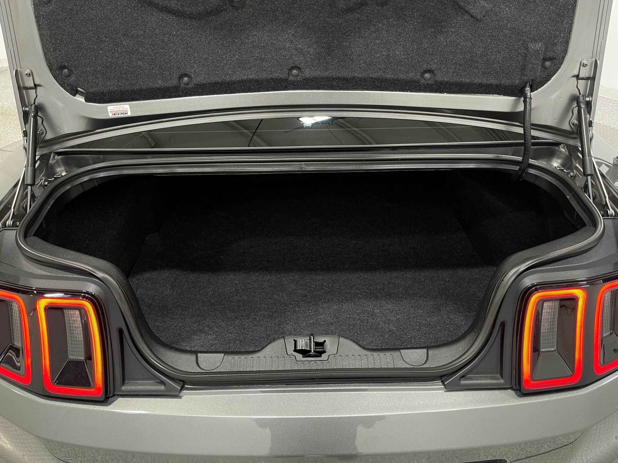 Used 2013 Ford Mustang GT RWD image 23
