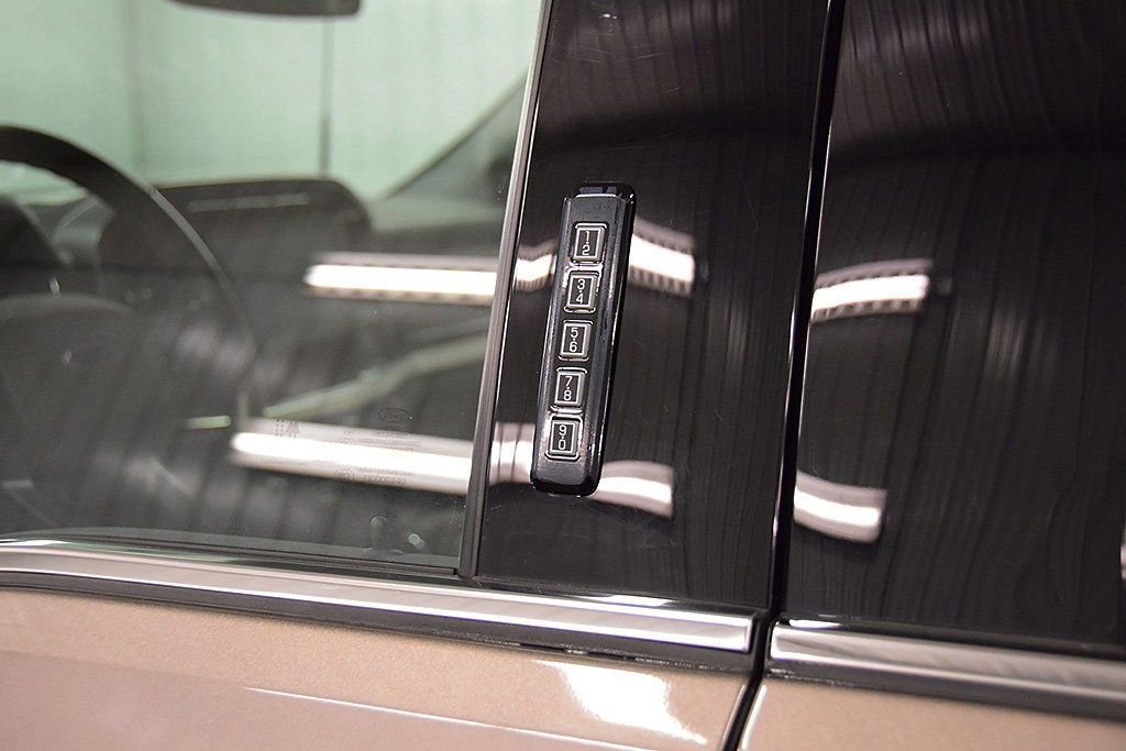 Used 2022 Ford F150 Lariat w/ Equipment Group 502A High image 15