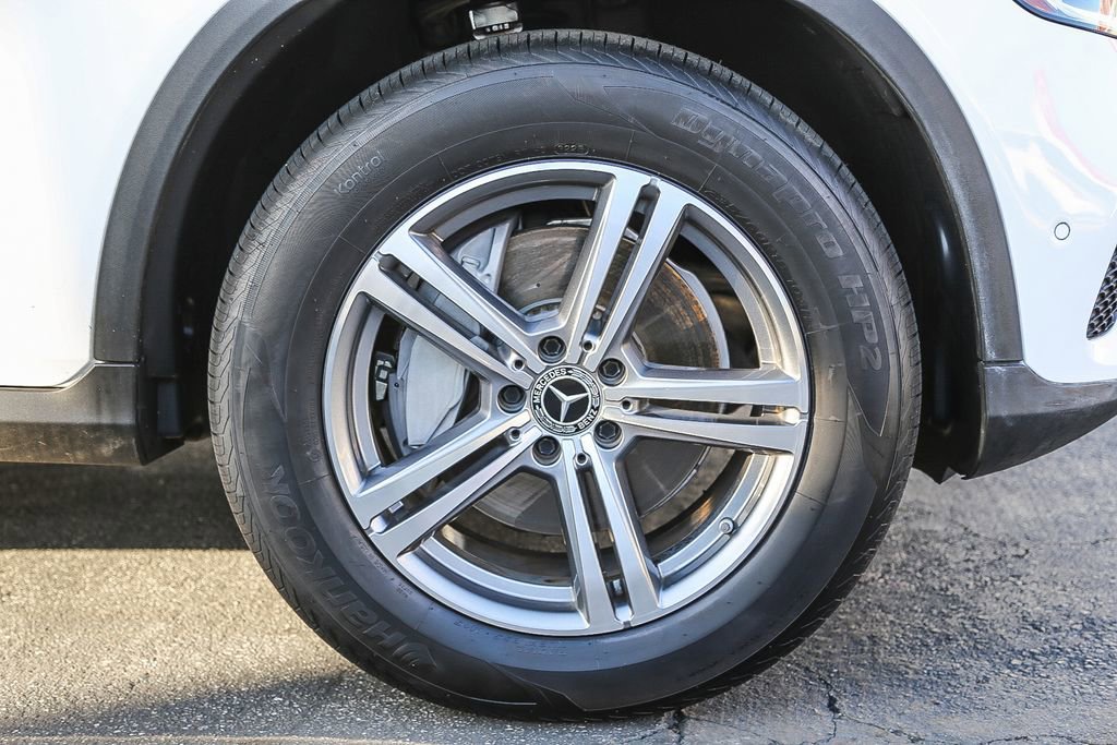 Used 2021 Mercedes-Benz GLC 300 4MATIC image 11