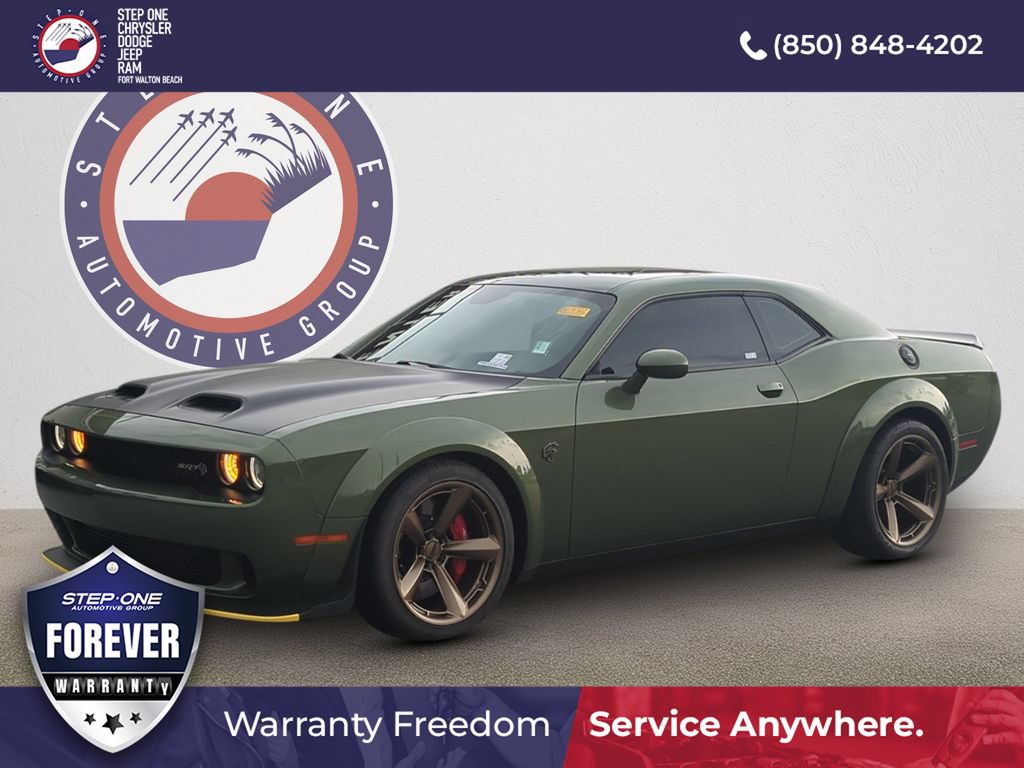 Used 2022 Dodge Challenger SRT Hellcat RWD image 2