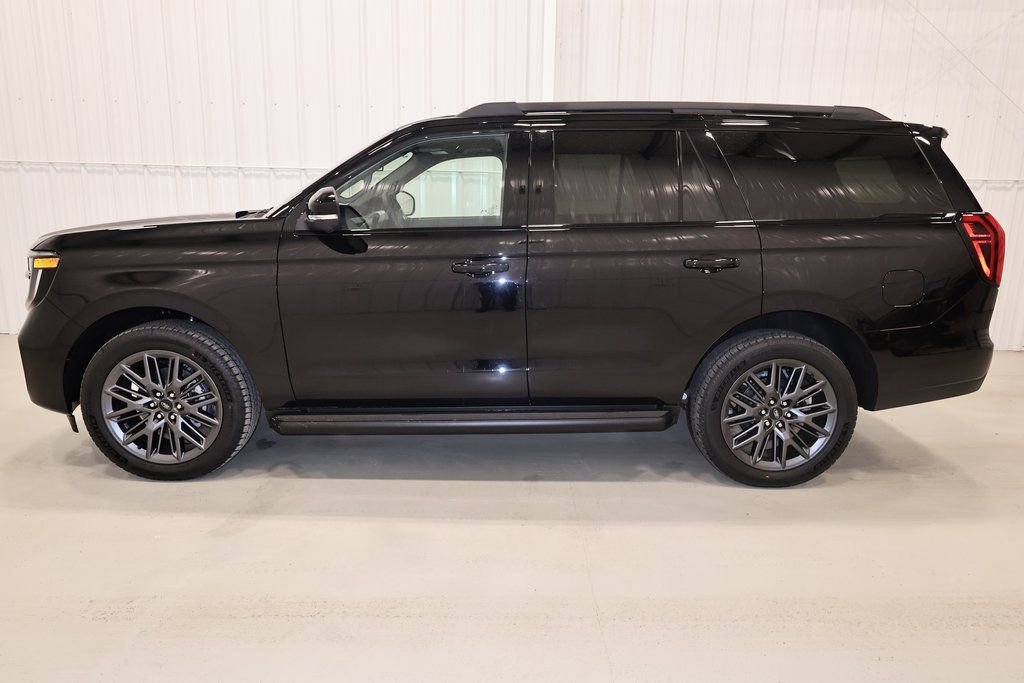 New 2026 Ford Expedition Platinum w/ Stealth Appearance Package image 6