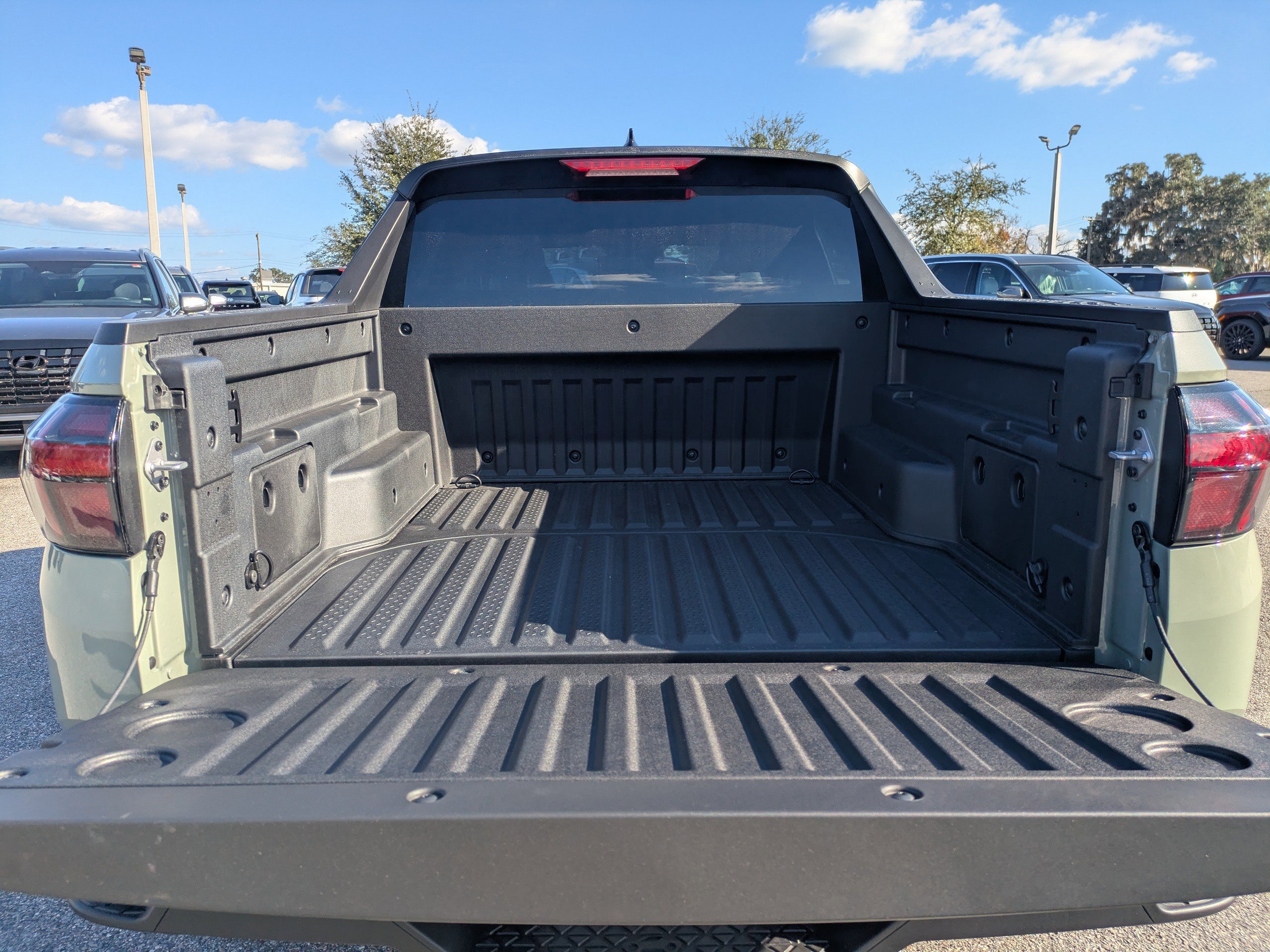 New 2026 Hyundai Santa Cruz SE image 13