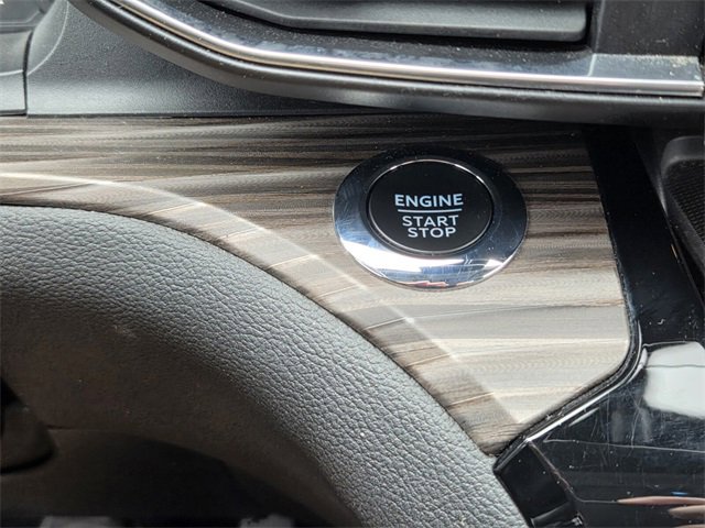 Used 2023 Ford Explorer Limited image 35