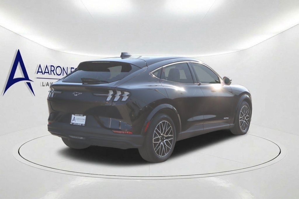 Used 2025 Ford Mustang Mach-E Premium AWD/4WD image 4