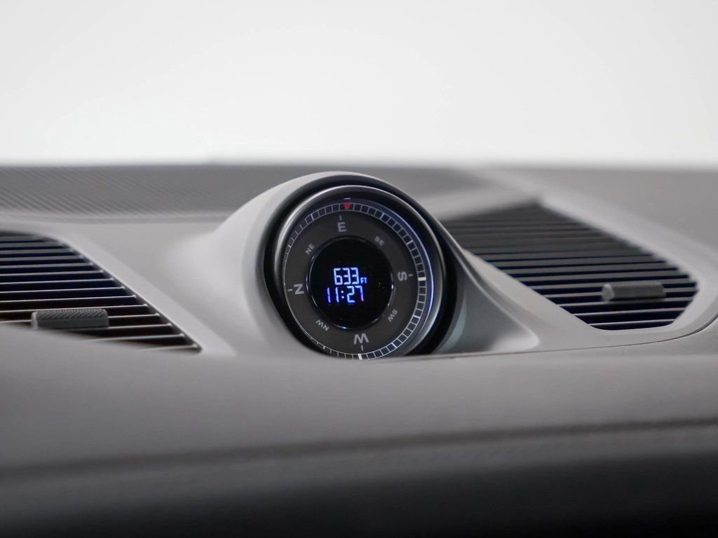 Certified 2025 Porsche Cayenne Turbo image 29