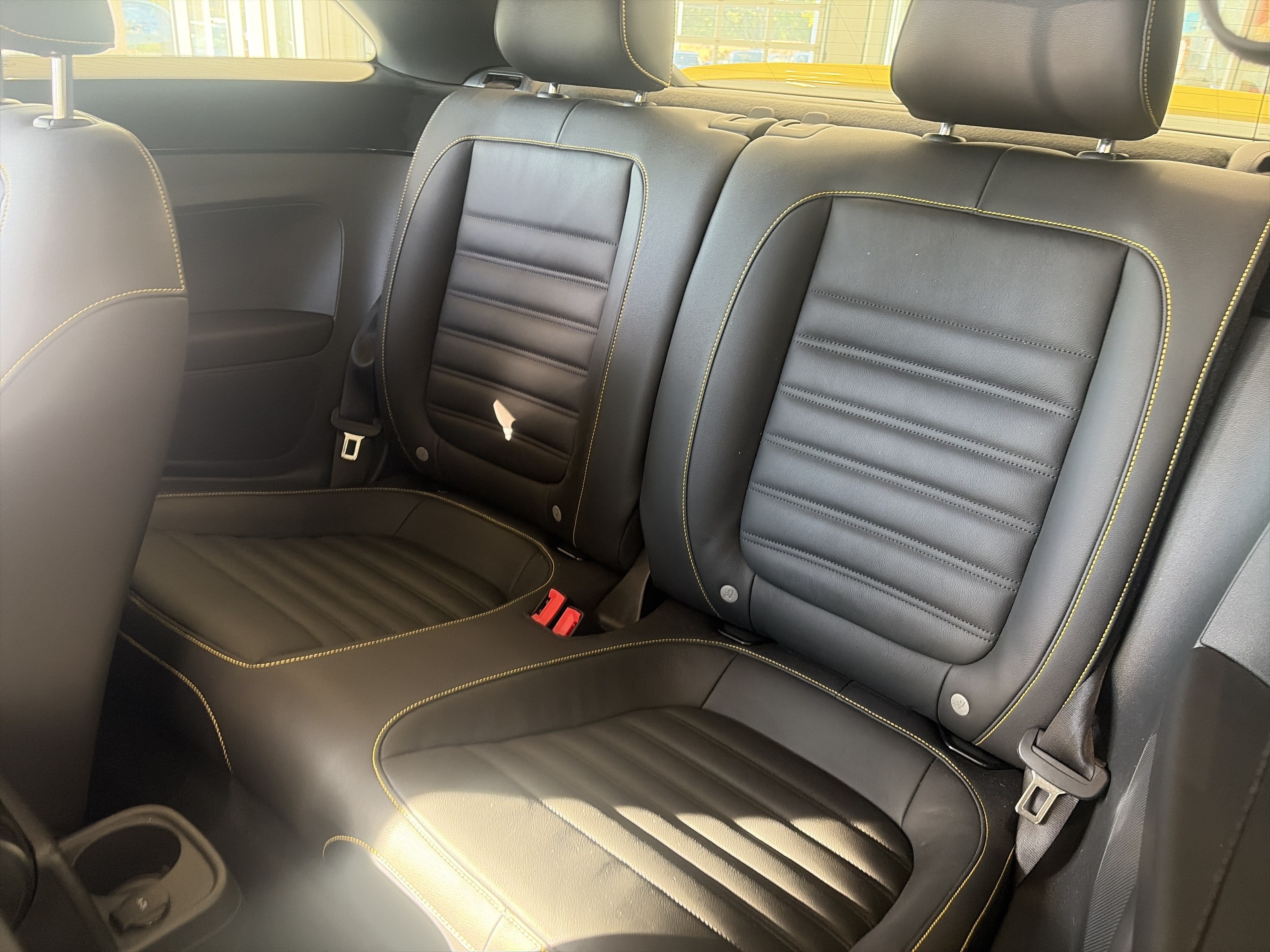 Used 2014 Volkswagen Beetle GSR FWD image 36