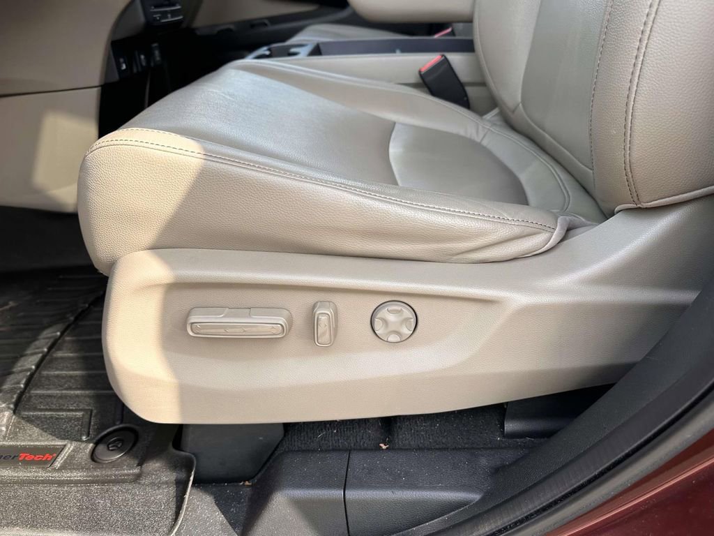 Used 2021 Honda Odyssey Touring image 11
