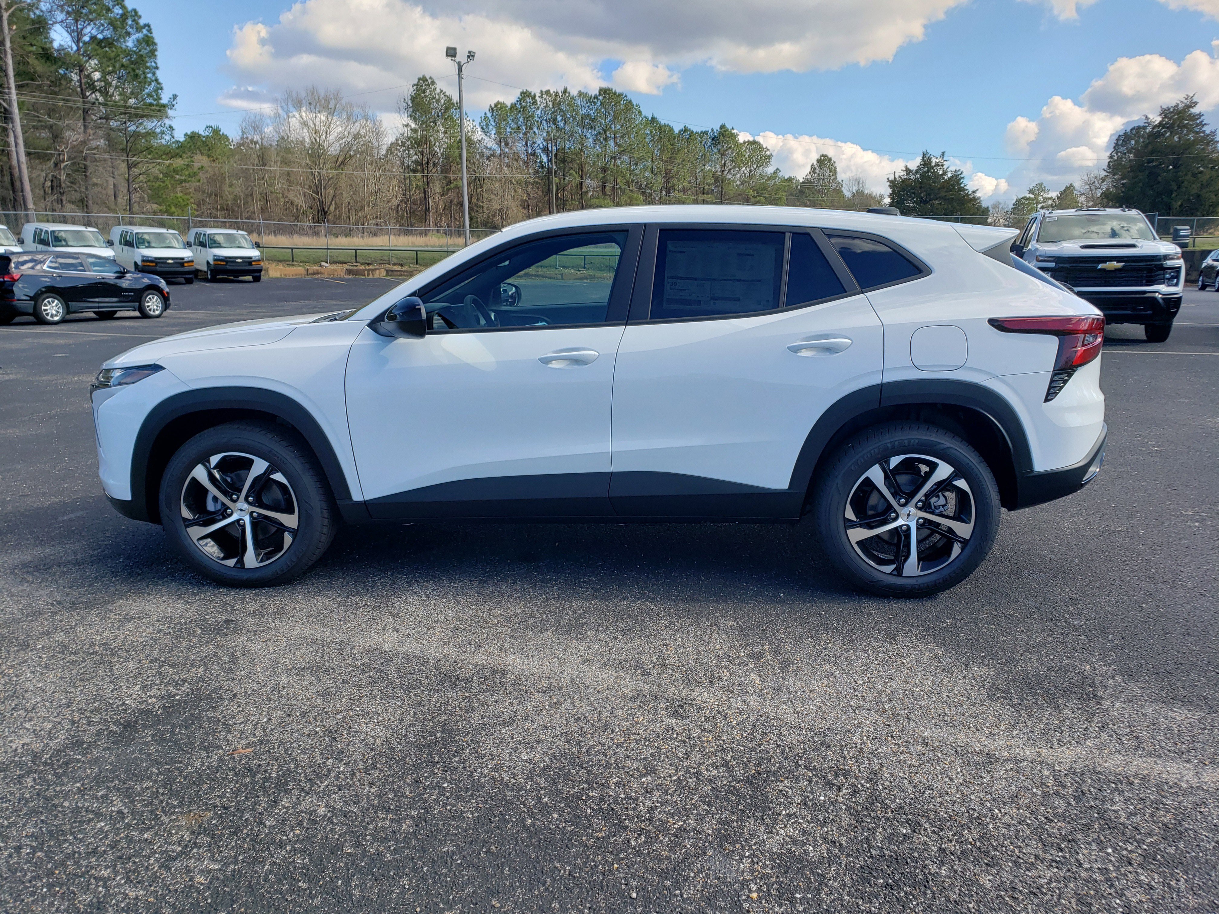 New 2026 Chevrolet Trax RS image 6