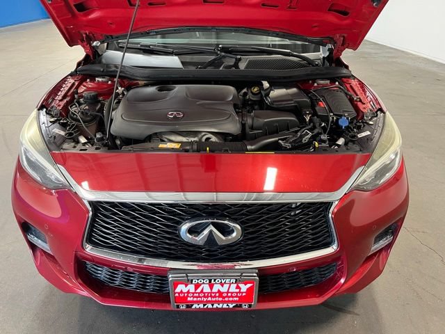 Used 2018 INFINITI QX30 Sport w/ Sport Leather Package FWD image 9