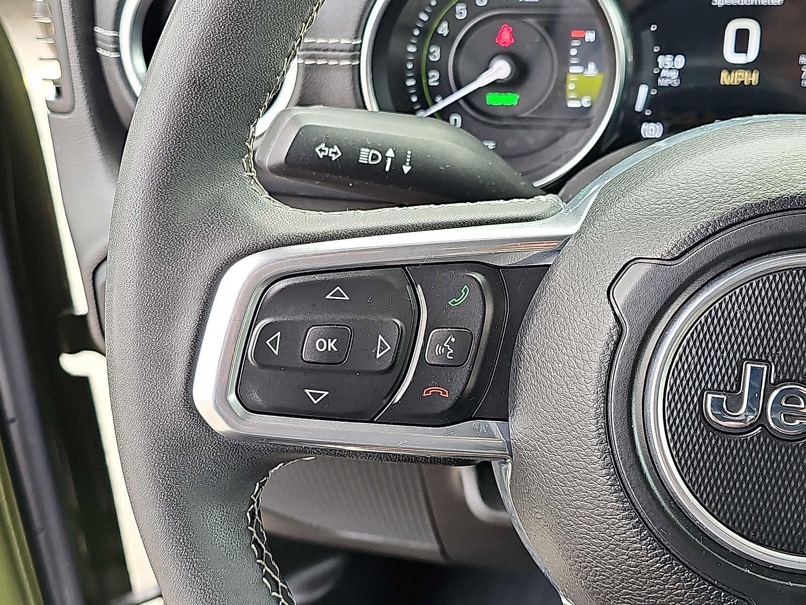 Used 2023 Jeep Wrangler Unlimited Rubicon 4xe w/ Cold Weather Group AWD/4WD image 22