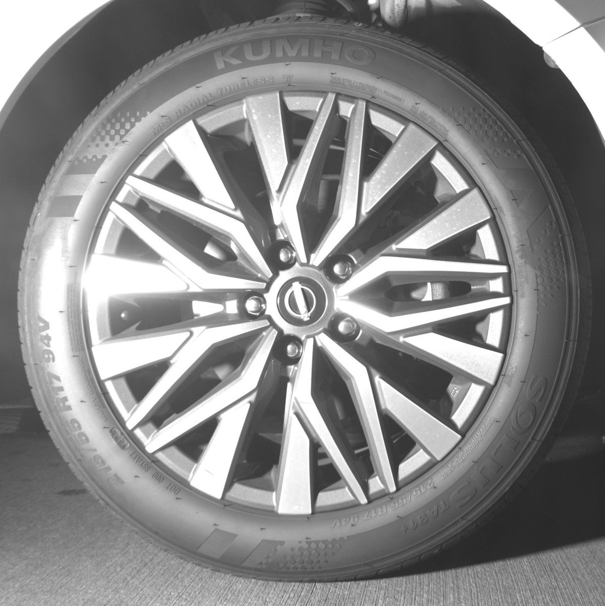 Used 2025 Nissan Altima 2.5 SV image 13