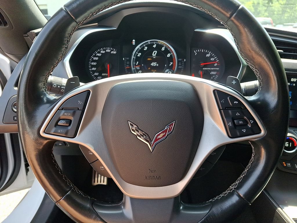 Used 2018 Chevrolet Corvette Stingray Coupe RWD image 23