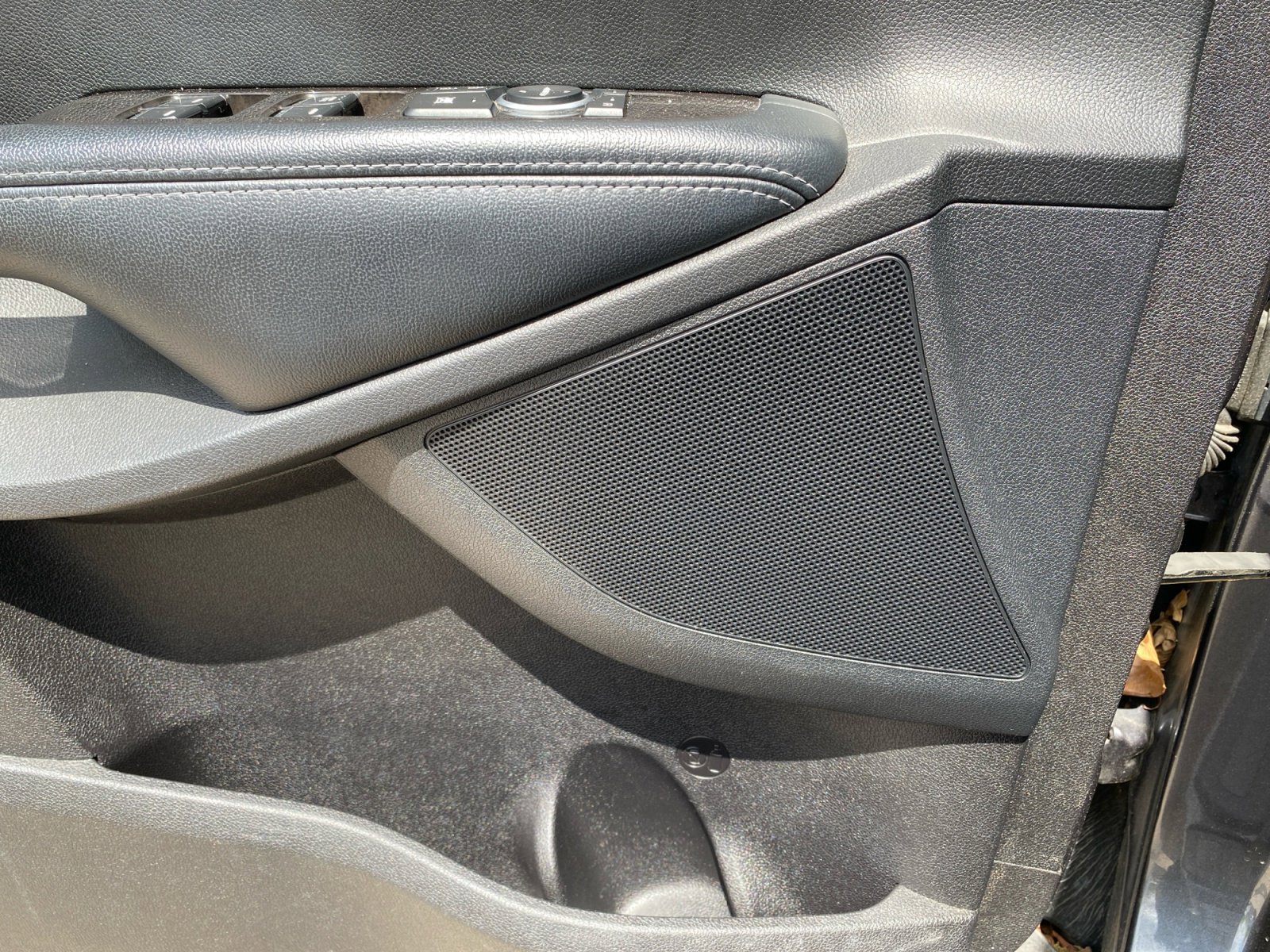 Used 2018 Kia Sorento LX image 28