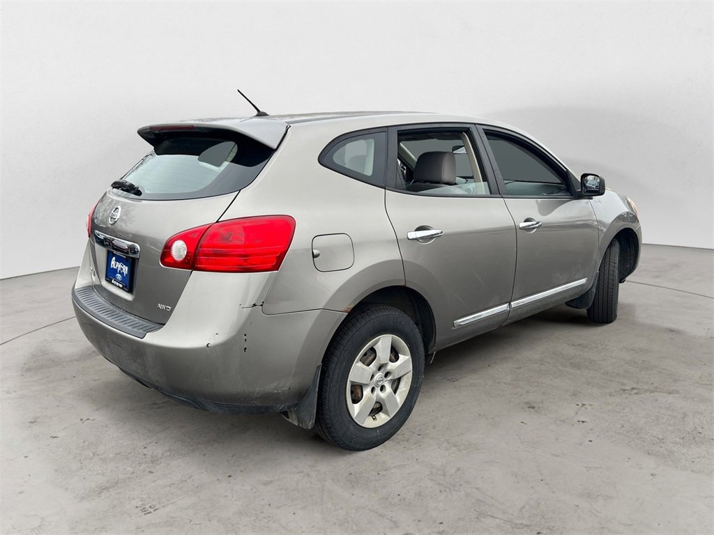 Used 2011 Nissan Rogue S image 3