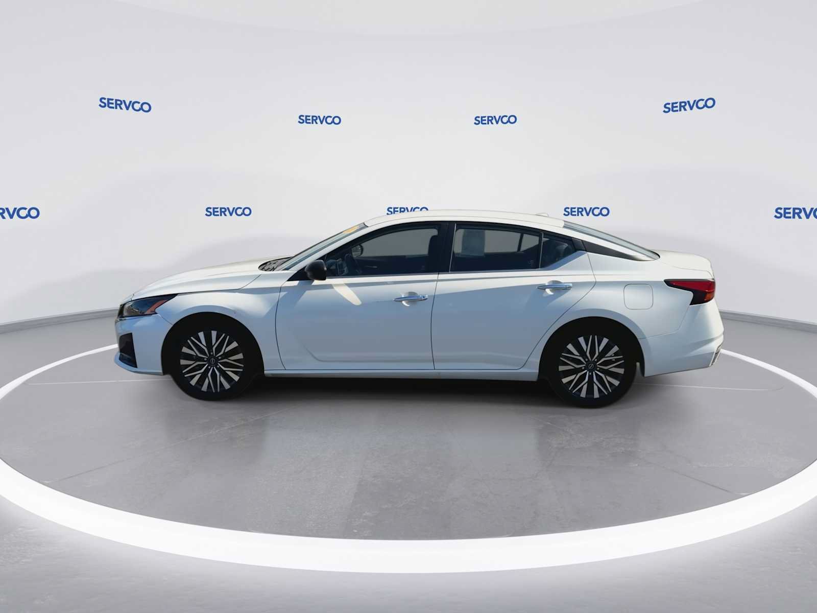 Used 2024 Nissan Altima 2.5 SV FWD image 5