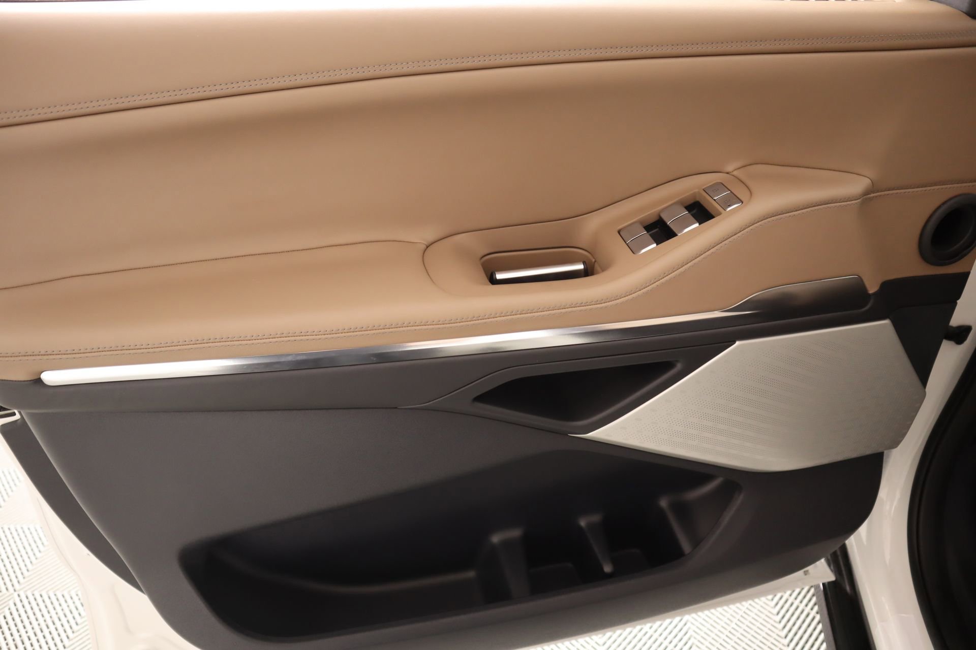 New 2026 Lincoln Navigator L Black Label AWD/4WD image 17