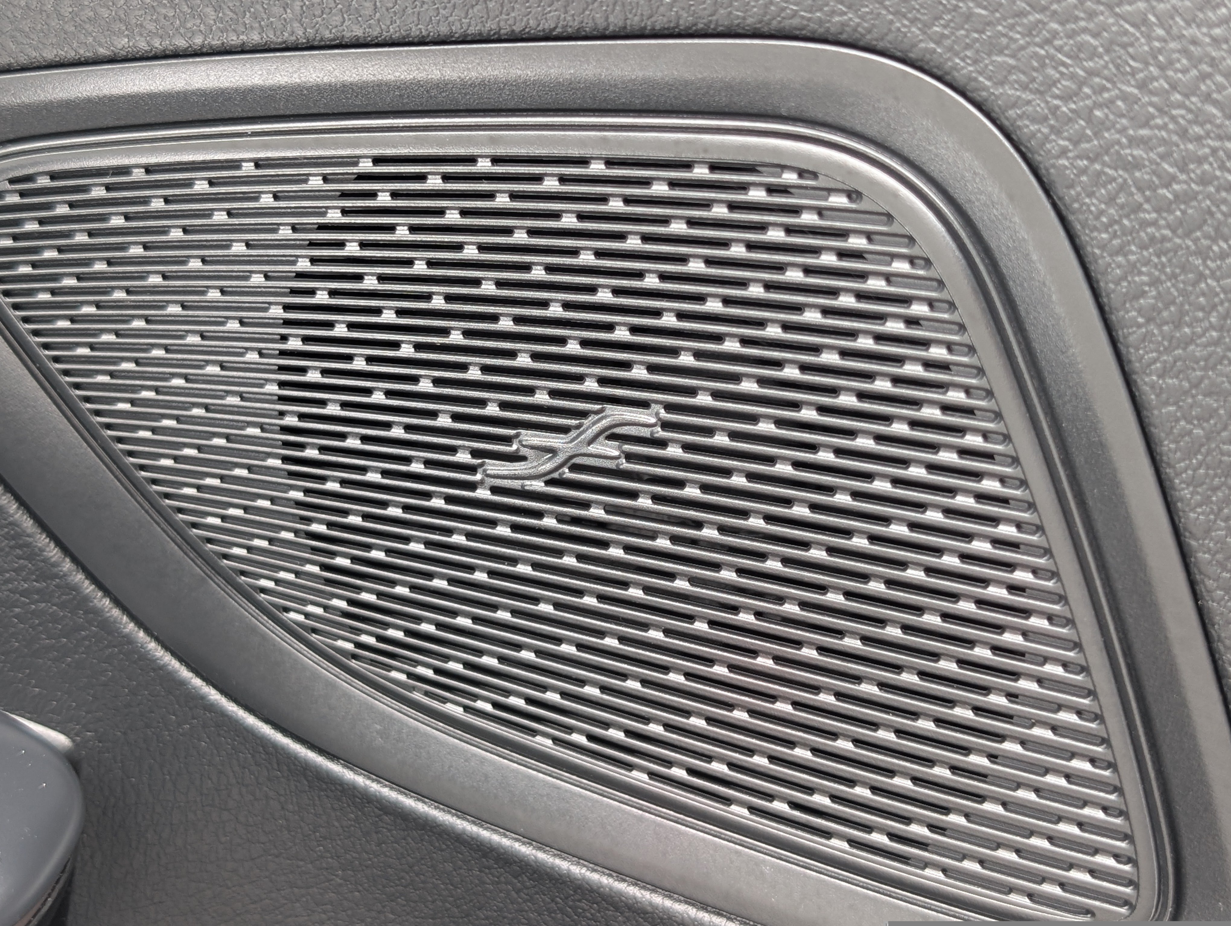 Used 2023 Mercedes-Benz C 300 4MATIC Sedan image 22