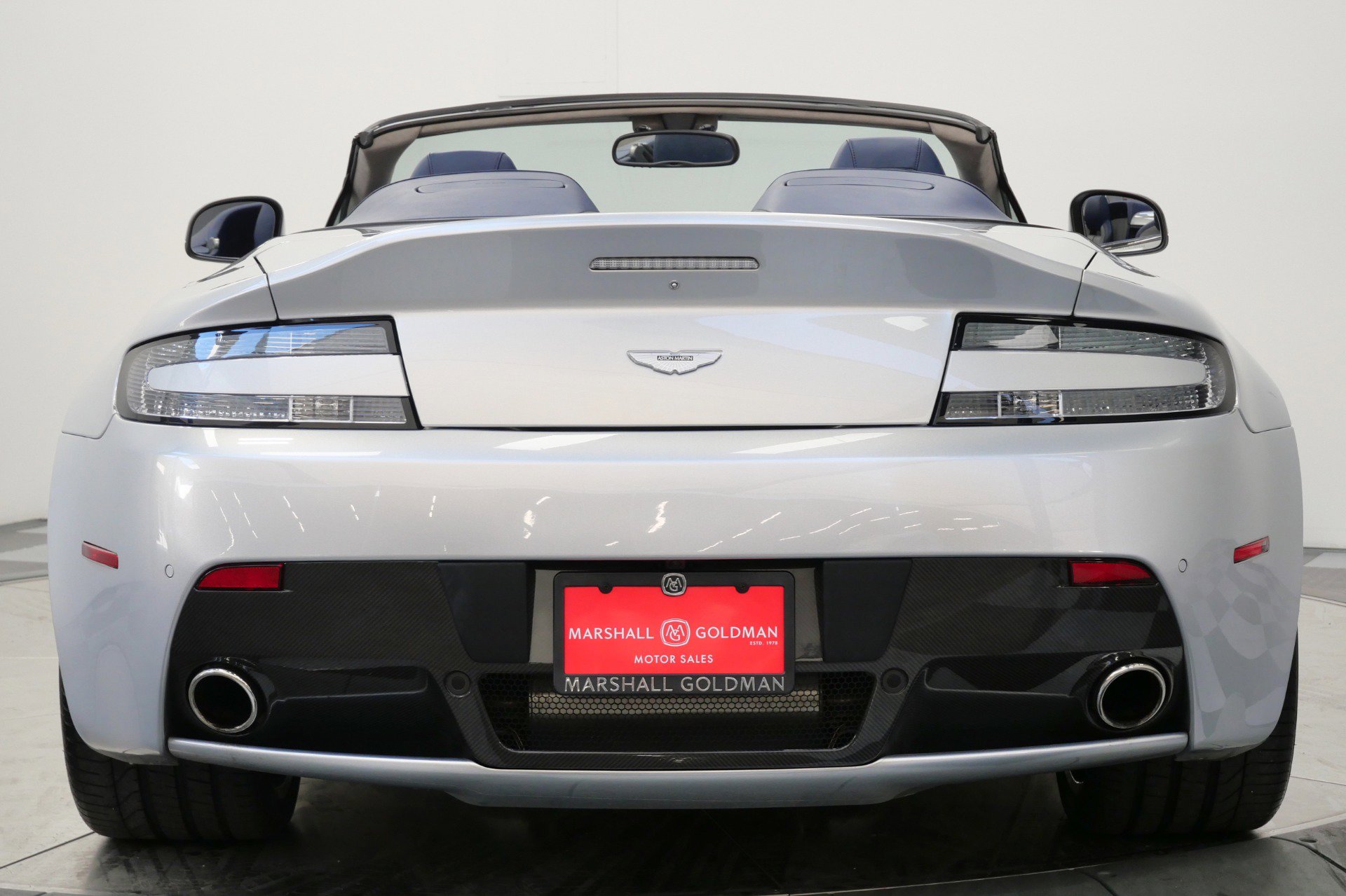 Used 2017 Aston Martin V12 Vantage S RWD image 8