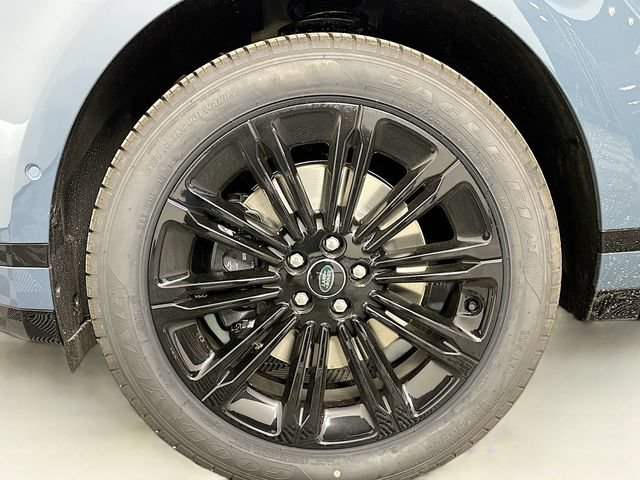Used 2026 Land Rover Range Rover Evoque Dynamic SE AWD/4WD image 31