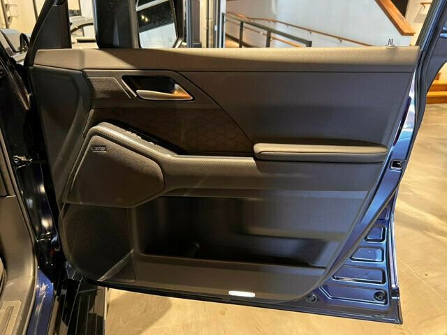 Used 2024 Lexus GX 550 image 31