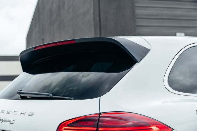 Used 2016 Porsche Cayenne S AWD/4WD image 18
