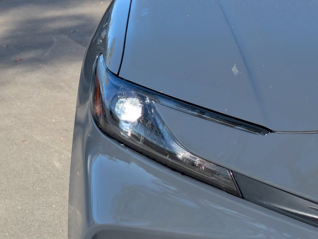Used 2025 Toyota Camry LE FWD image 10