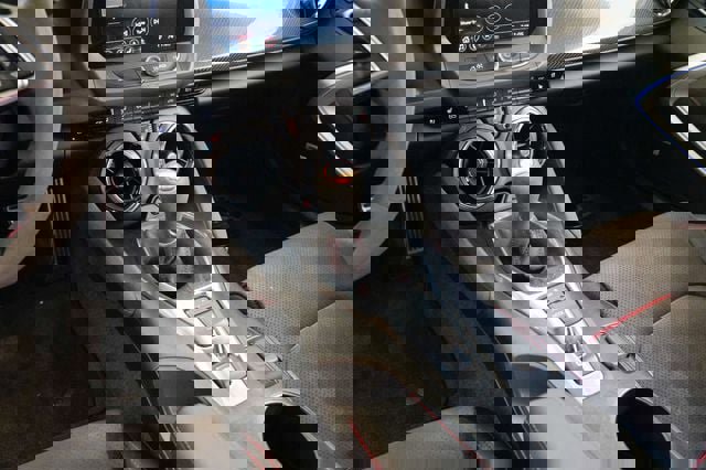 Used 2019 Chevrolet Camaro ZL1 image 66