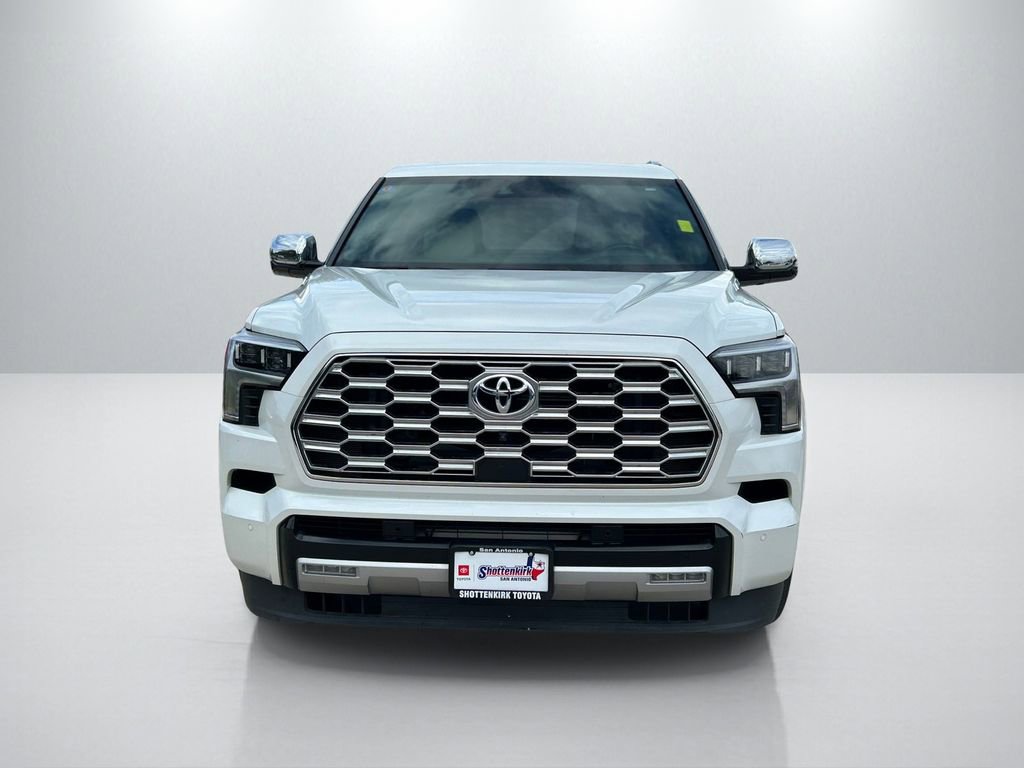 Used 2023 Toyota Sequoia Capstone RWD image 2
