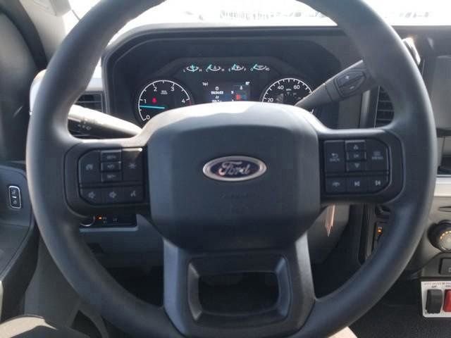 New 2025 Ford F550 4x4 Regular Cab Super Duty image 23