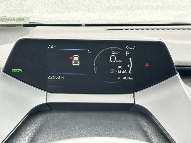 Used 2025 Toyota Prius LE FWD image 18