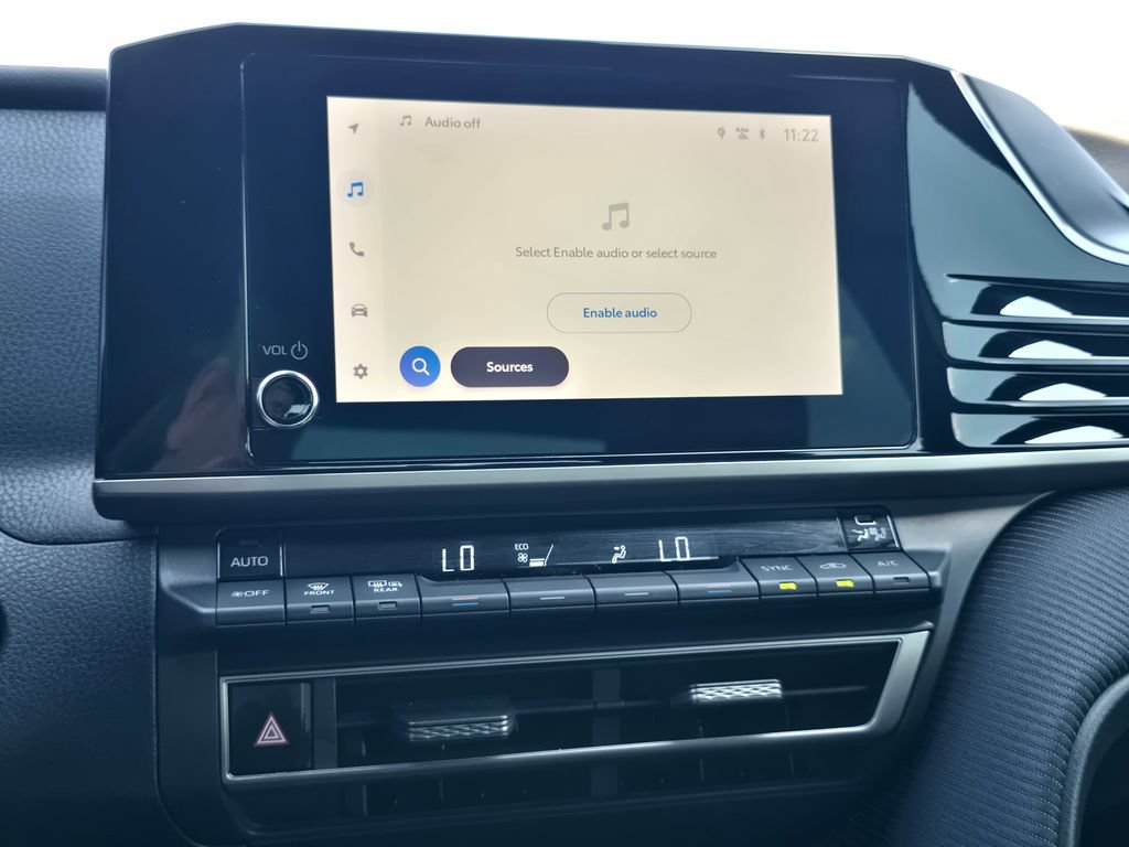 Certified 2025 Toyota Camry SE FWD image 29