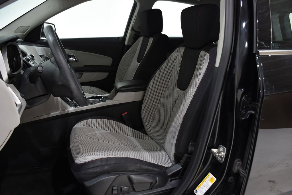 Used 2017 Chevrolet Equinox LS image 20