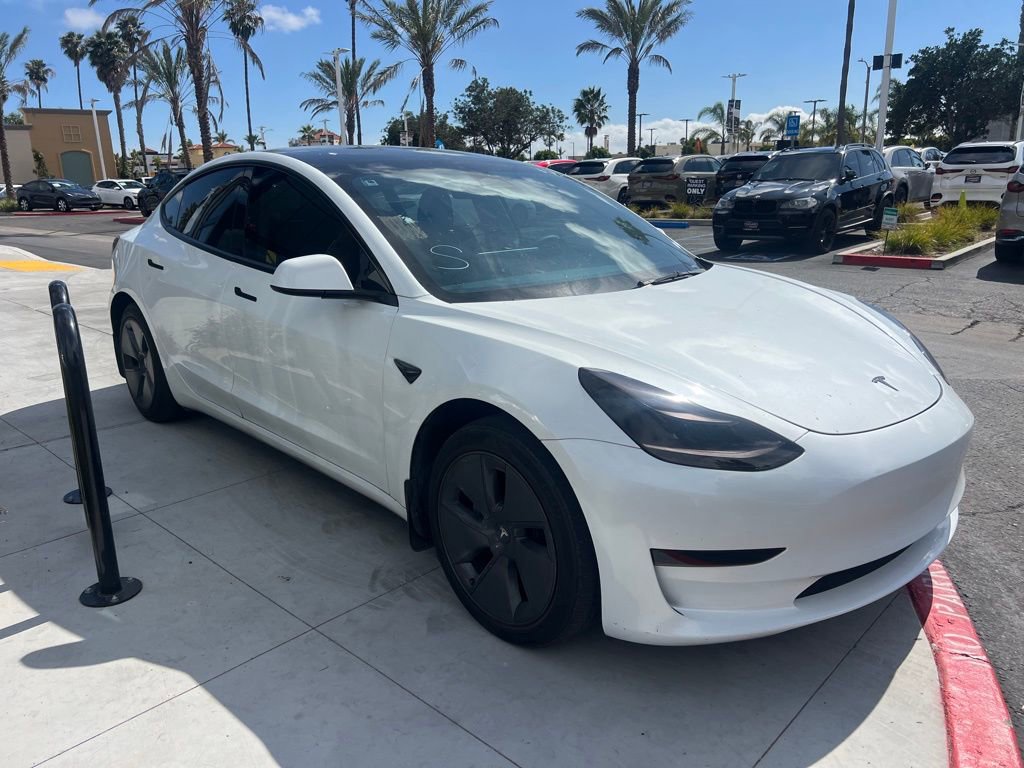 Used 2023 Tesla Model 3 Standard Range image 8